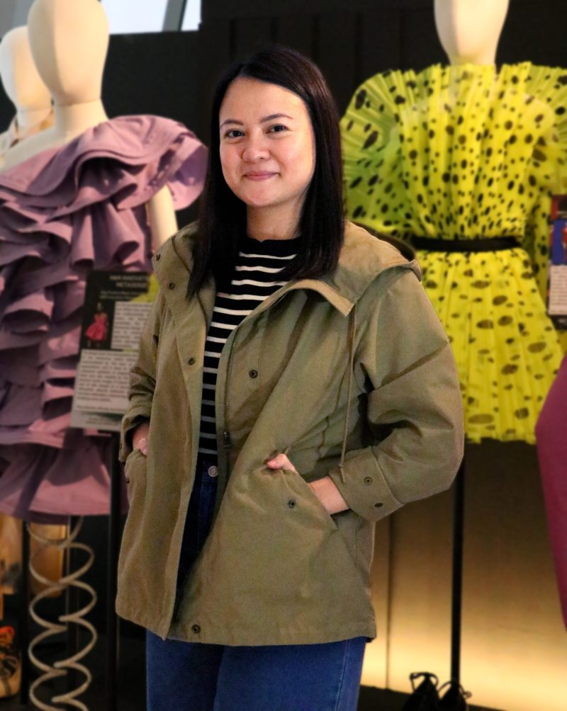 Color of 2024 Peach Fuzz in fashion, beauty, interiors and design