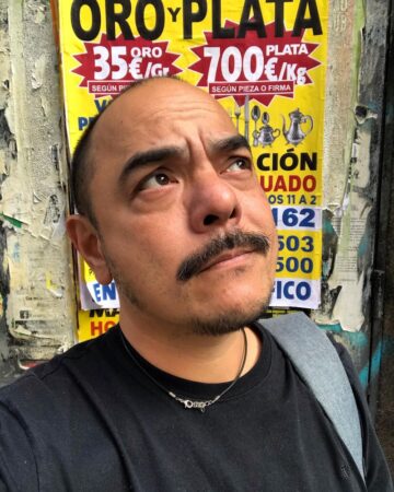 See the real Carlos Celdran: Rare exhibit of controversial artist