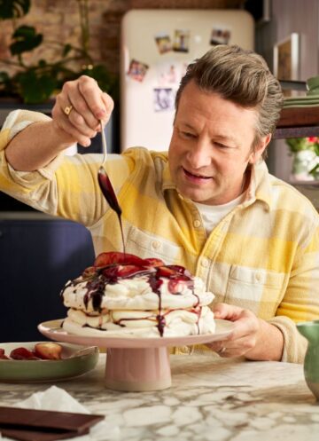 Jamie Oliver launches tableware in the Philippines