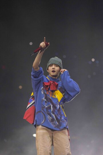 BTS wore Polo Ralp Lauren vintage in New Jersey Arirang concert